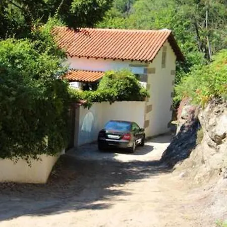 Hébergement de vacances Charming House In With View B Castelo Do Neiva