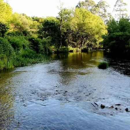 Charming House In With View B Hébergement de vacances Castelo Do Neiva