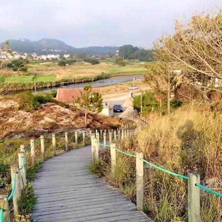 Charming House In With View B Hébergement de vacances *