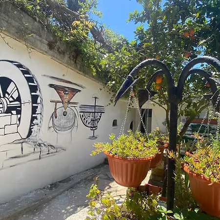 Charming House In With View B بيت للعطل