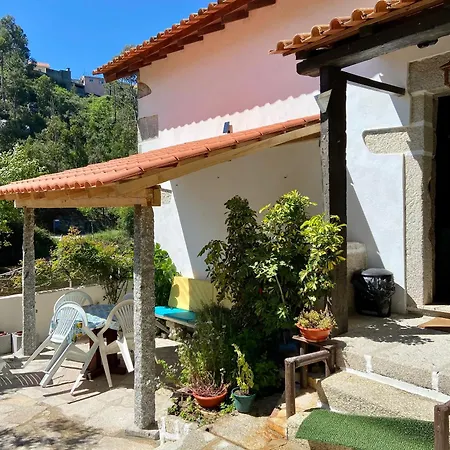 Charming House In With View B Nyaraló Castelo do Neiva