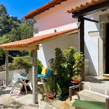 Ferienhaus Charming House In With View Castelo Do Neiva