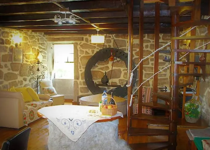 Charming House In With View B Vakantiehuis *