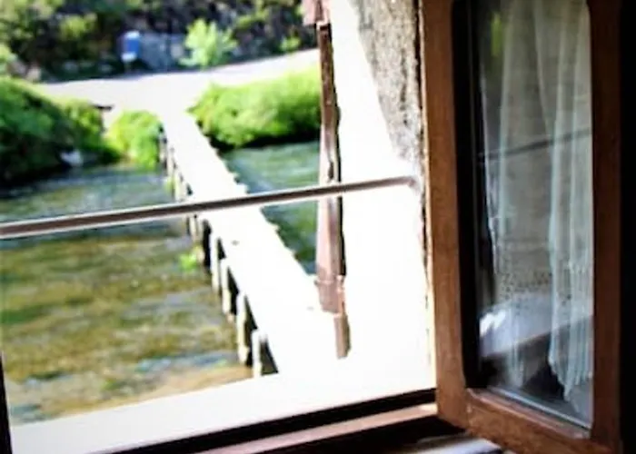 Vakantiehuis Charming House In With View B Castelo Do Neiva