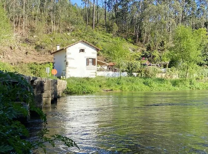 Charming House In With View B Nyaraló