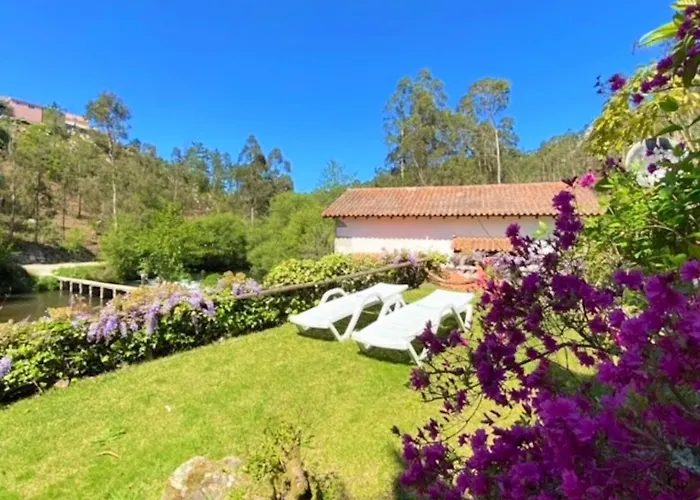 Charming House In With View B Nyaraló